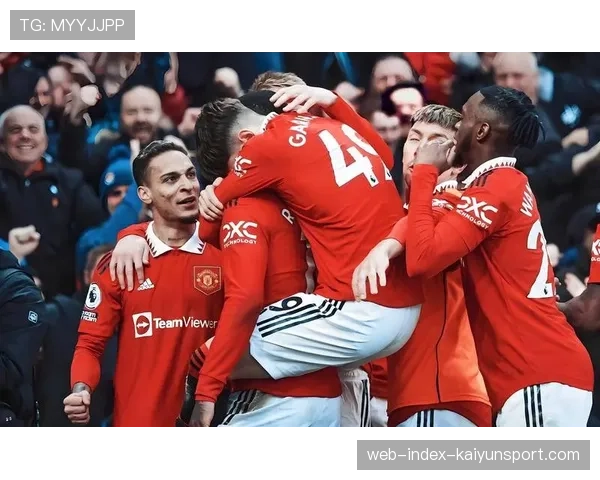 曼联1-0小胜富勒姆,比赛唯一进球前经历了长达两分钟的高压防守 曼联1-0小胜富勒姆,比赛唯一进球前经历了长达两分钟的高压防守